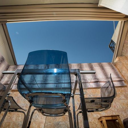 Cosy Apartment With Terrace Near Metro Station Athens Luaran gambar